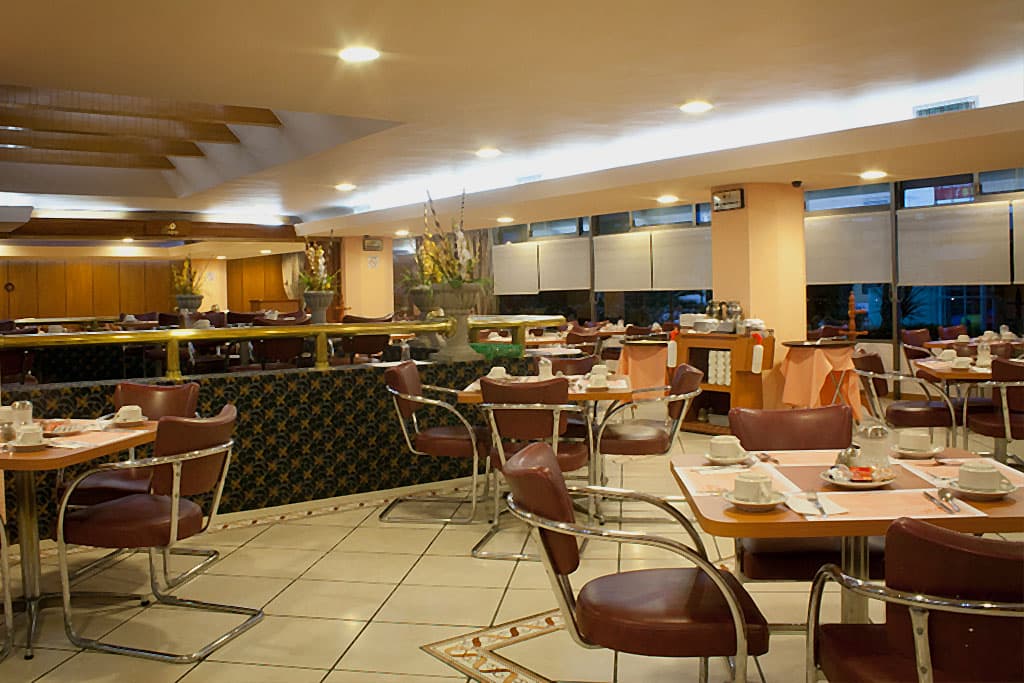 Restaurante El Mezzanine, Hotel Real Plaza